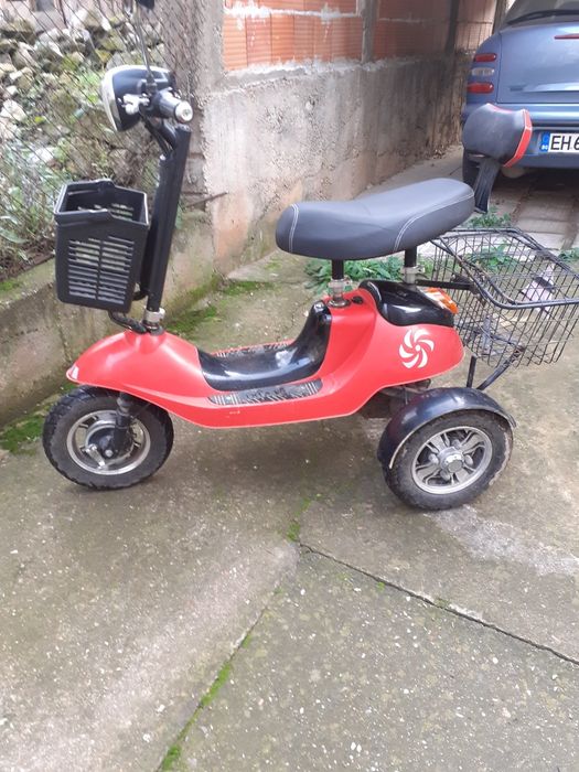 Електрическа триколка