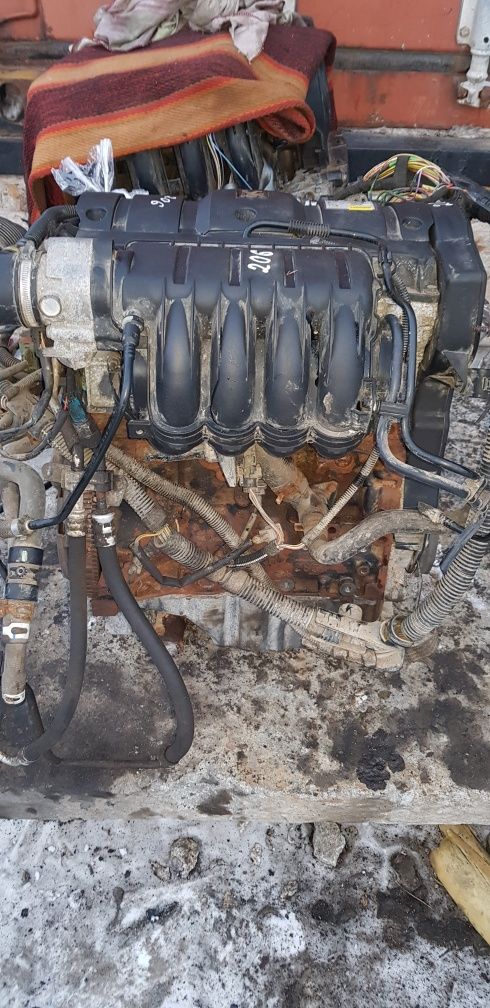 двигатель 1.6 Peugeot 206,307