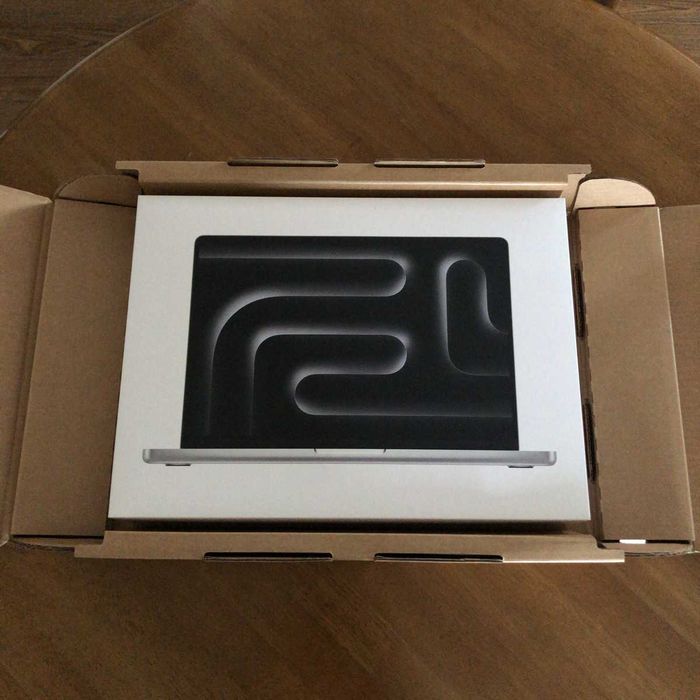 MacBook Pro 14 / M4 Pro / 48GB 1TB /Nano