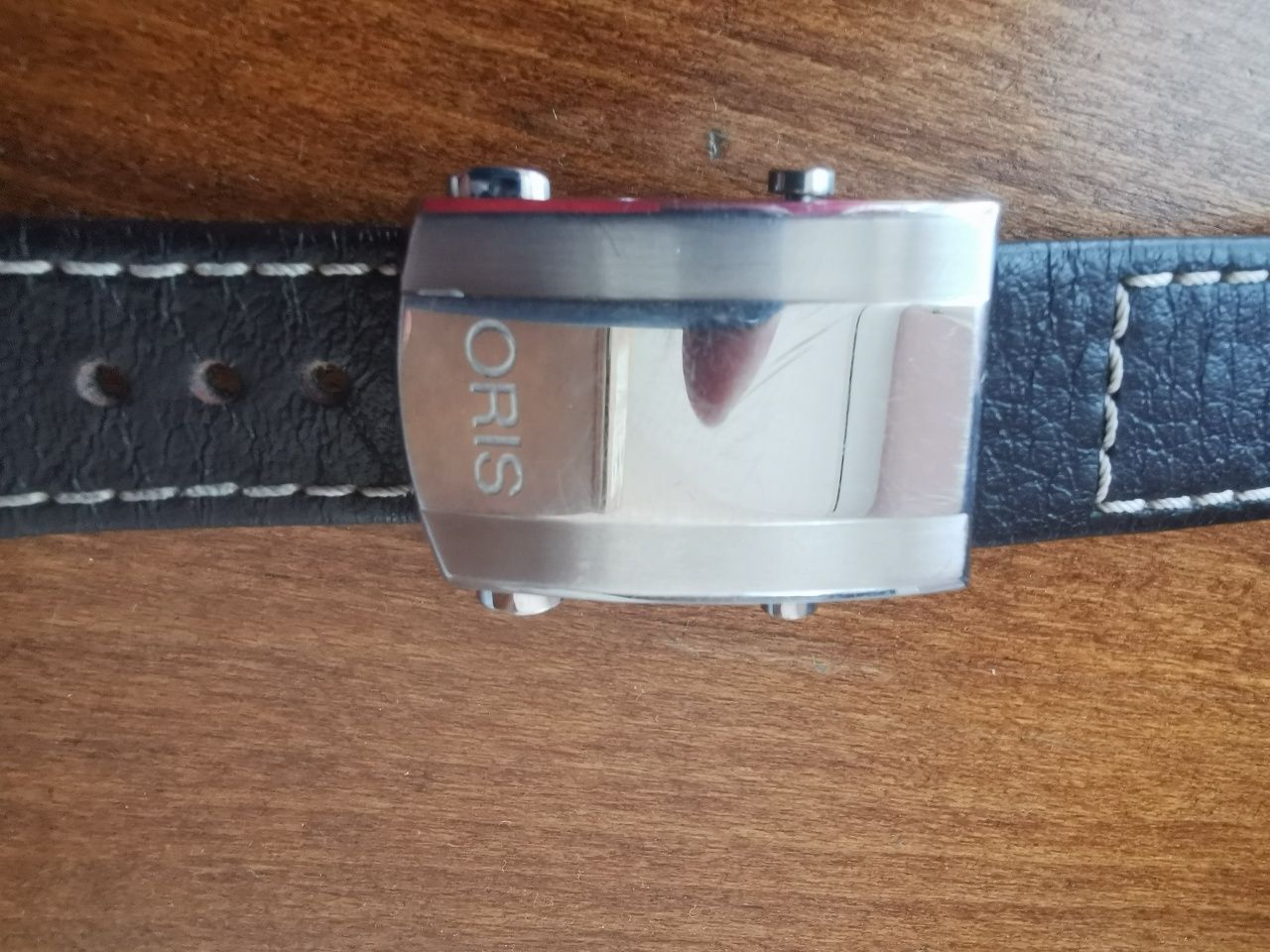 Часовник ORIS AQUIS Date