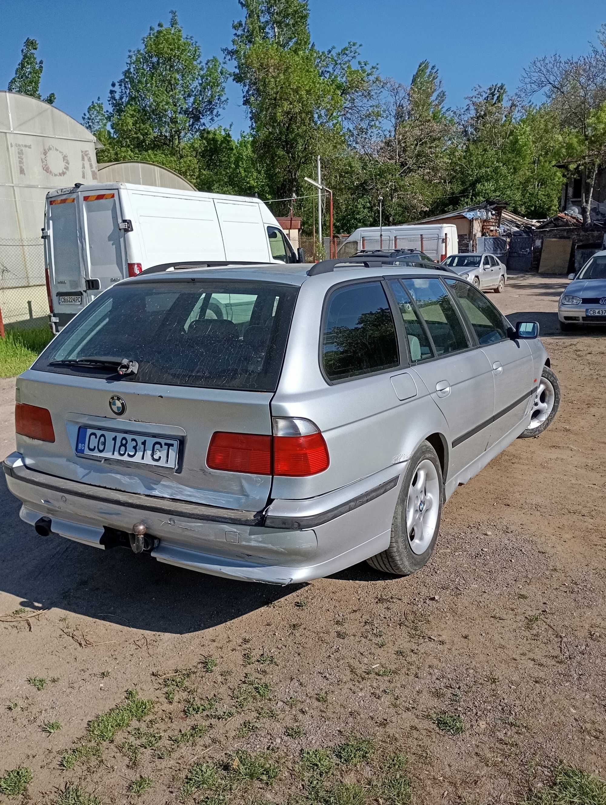 НАЧАСТИ БМВ 520 2000г170кс може цяла може и начасти колата пали ивърви