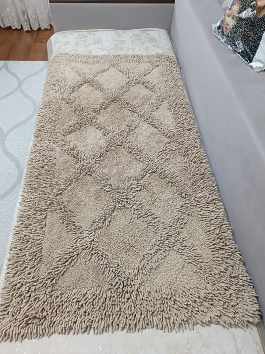 Продам комлект накидок на диван и кресло