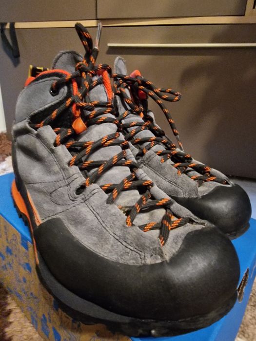 Ghete 41 drumetie munte La Sportiva Boulder Goretex