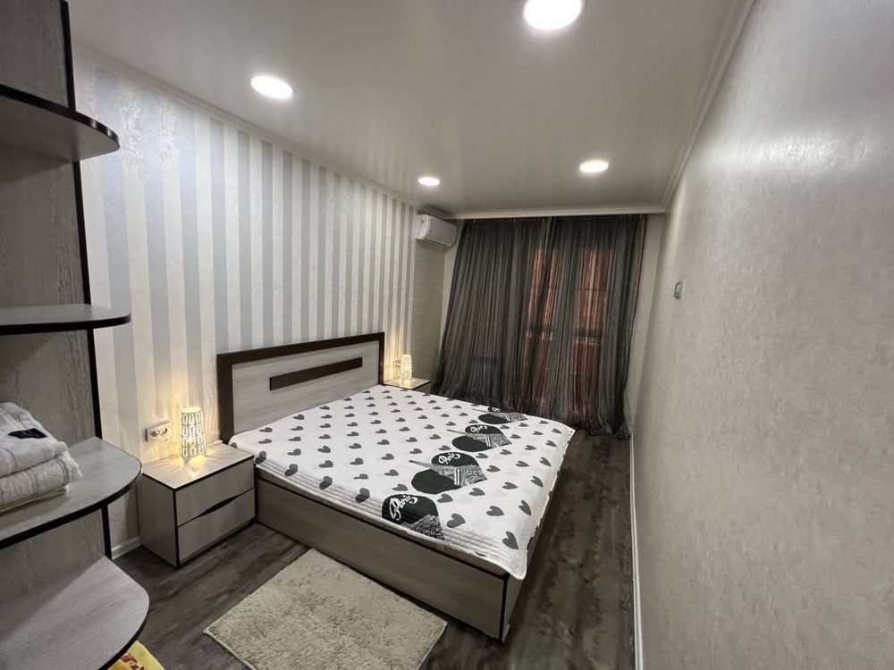 Сдается 2 комн квартира на Ойбеке 60м2 посольство Кореи