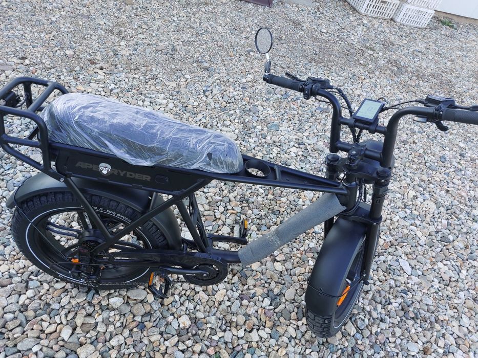 Bicicleta.electrica noua