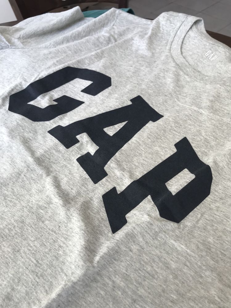 GAP тениски XL  / брой