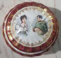 Старинна кутия- Наполеон и Жозефина- порцелан- лукс- Франция