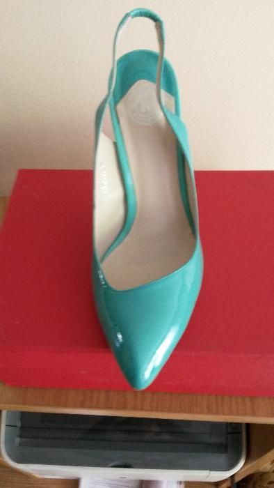 продам босоножки