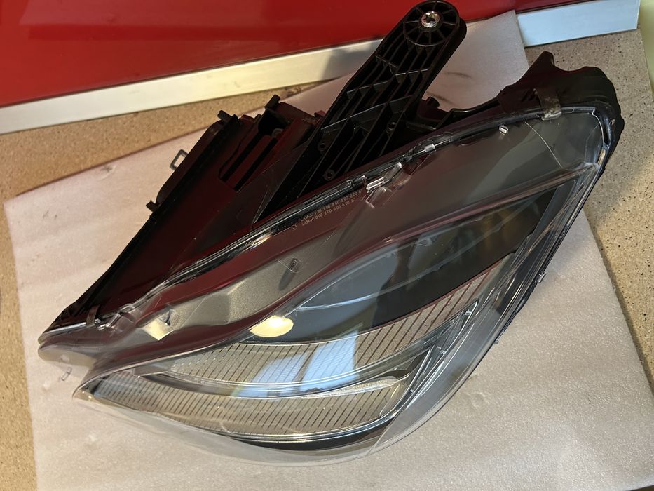Far stanga Mercedes CLS full led cu varianta 3 calculatoare