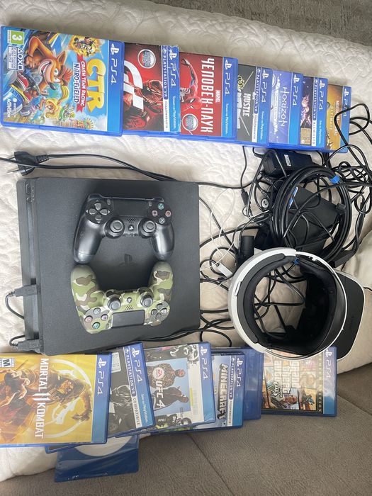 Продам Sony Play Station 4 и виар очки
