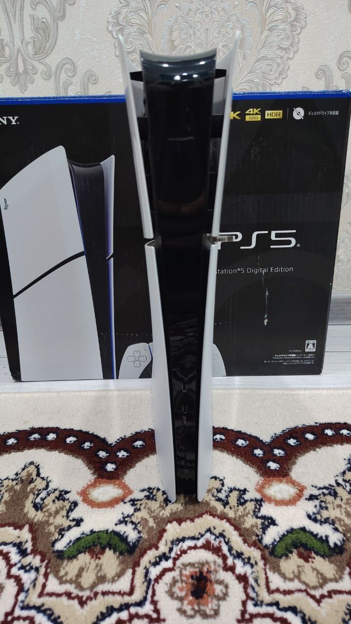 playstation 5 slim 1 Tb 2 джойстик охлаждения бонус и игры есть
