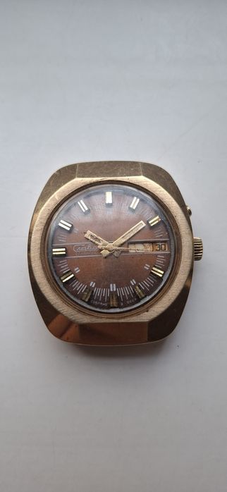 Продам часы ау10 позолоченные