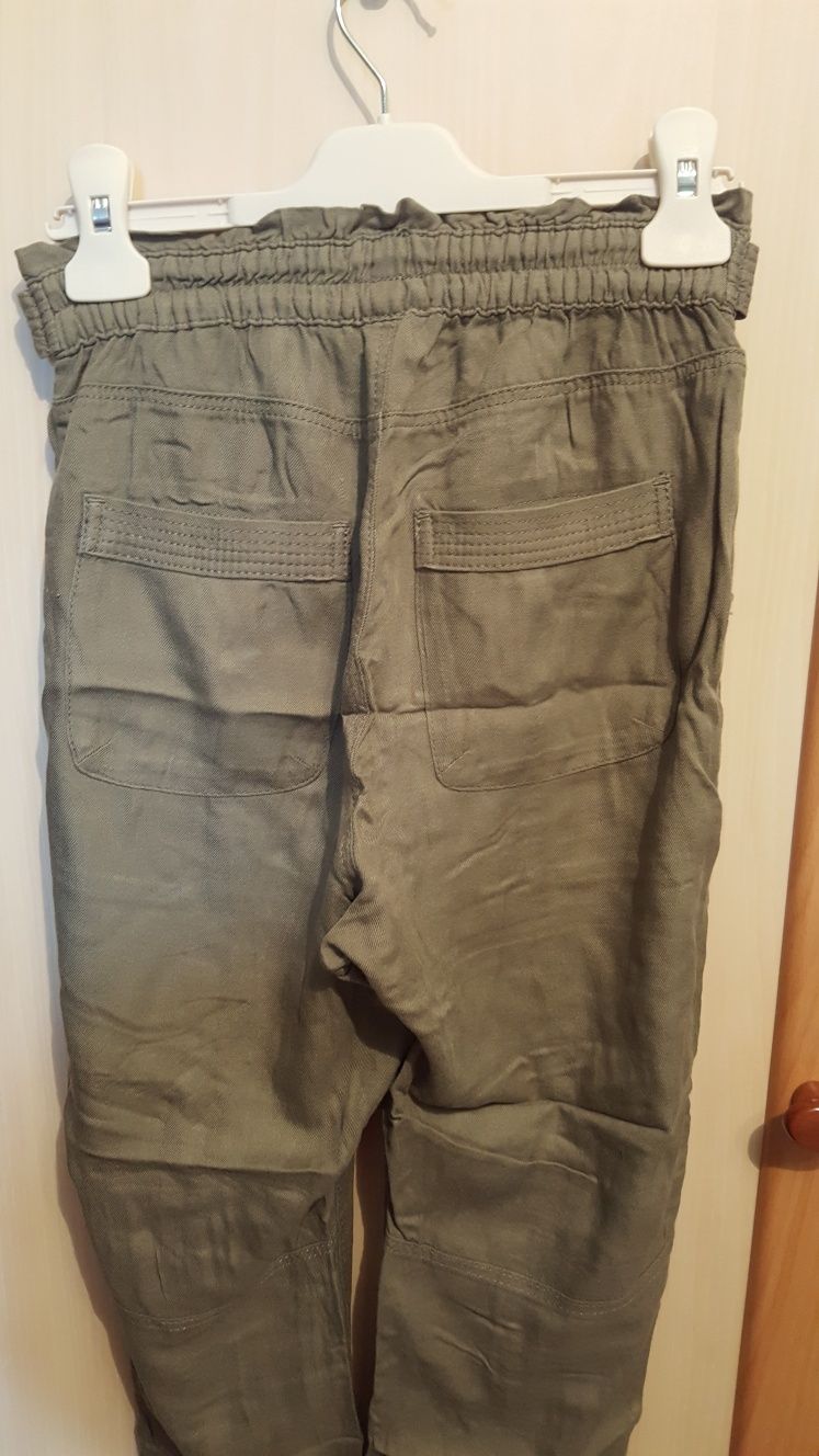 Lot 3 perechi pantaloni de vara fetite 8-9 ani