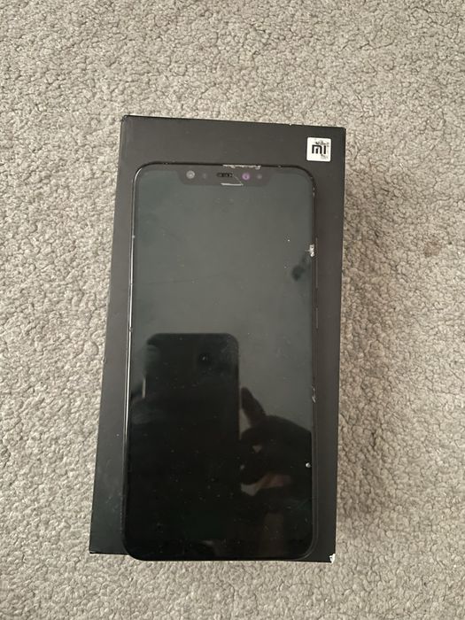 Xiaomi mi 8 flagman 6/128gb kor dok full
