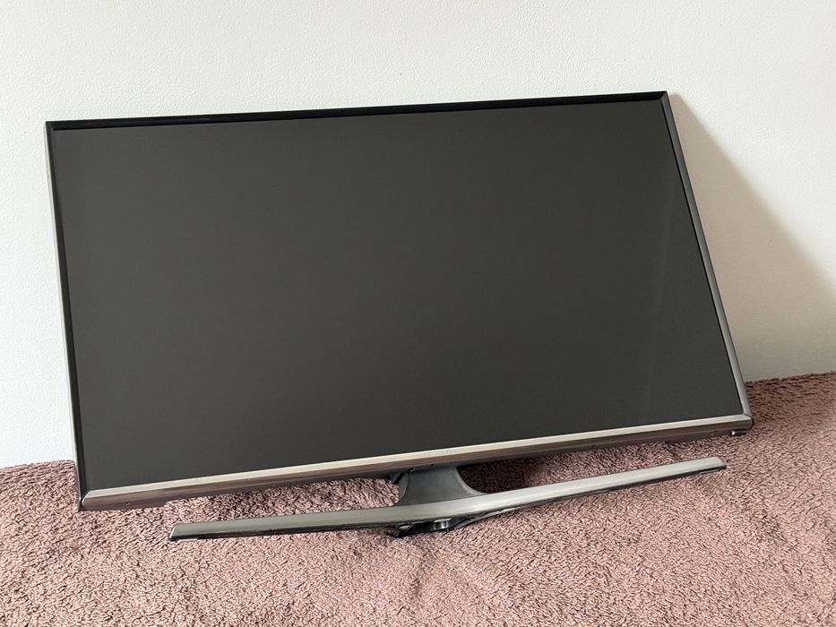 Smart tv LCD Samsung; Full HD; 80 cm