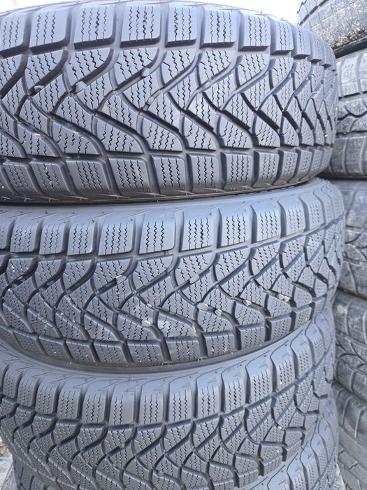 4бр. 175 65 14С Firestone зимни.
