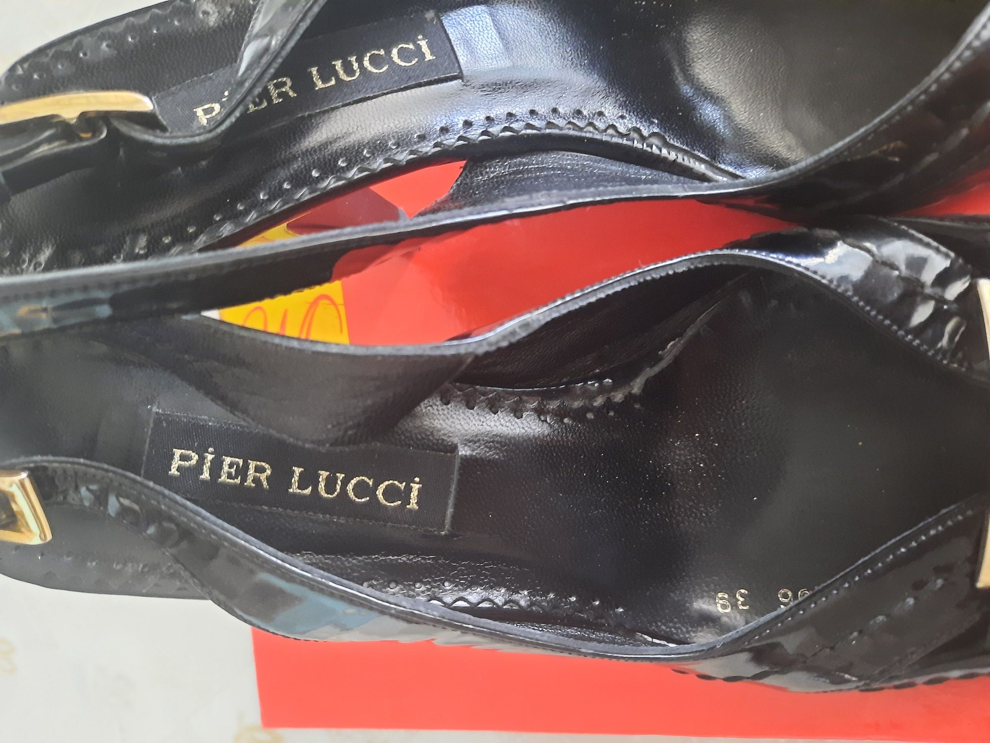 Натуральная лаковая кожа Pier Lucci