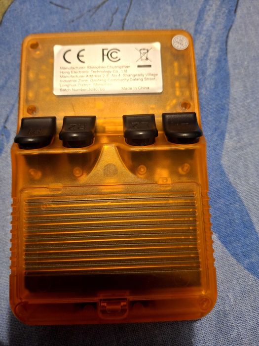 Consola jocuri R36s