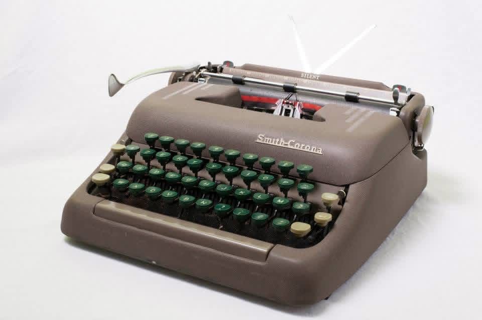Masini de scris 1898 - 1975