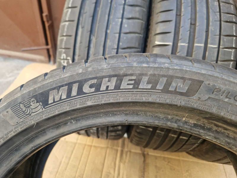 4 Michelin R19 225/45
летни гуми 
DOT4218