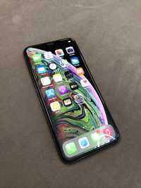 Продам IPhone XS Max