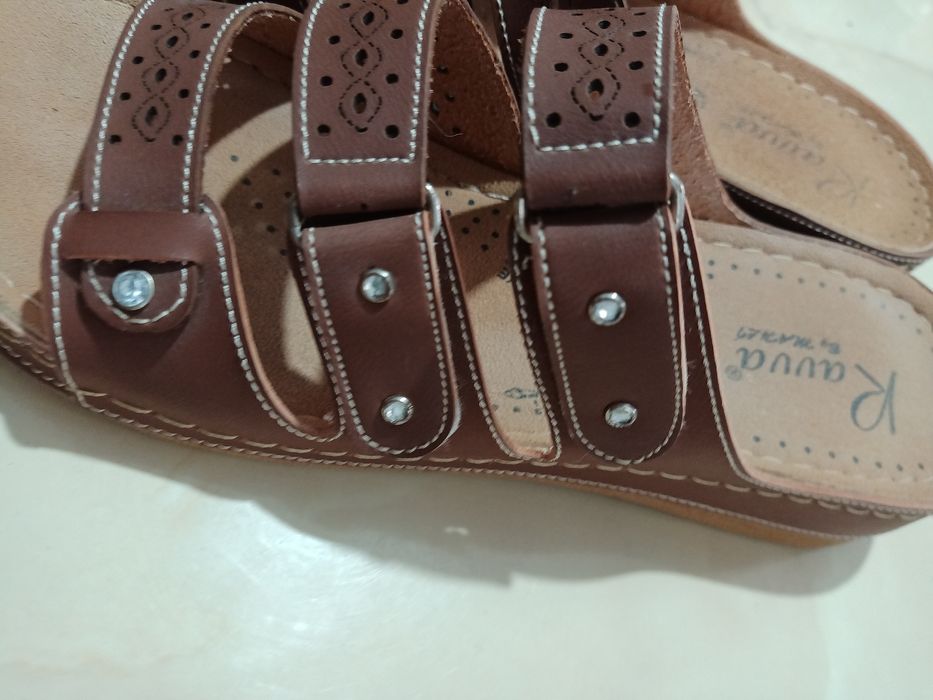 Slapi piele întoarsă mărime42, branț 27cm, Turcia