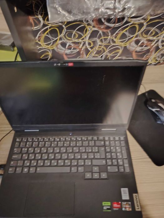 Gaming laptop lenovo rtx 3050 + подарък безжична мишка