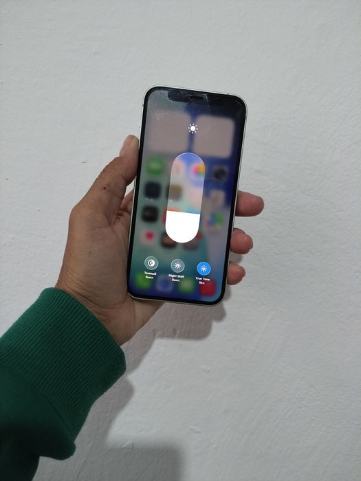 айфон 12 мини телефон