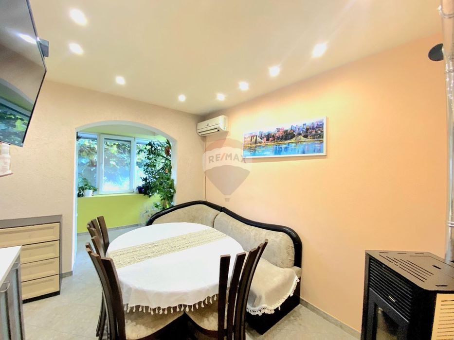 Тристаен апартамент за продажба, кв. Възраждане Н.К 4172