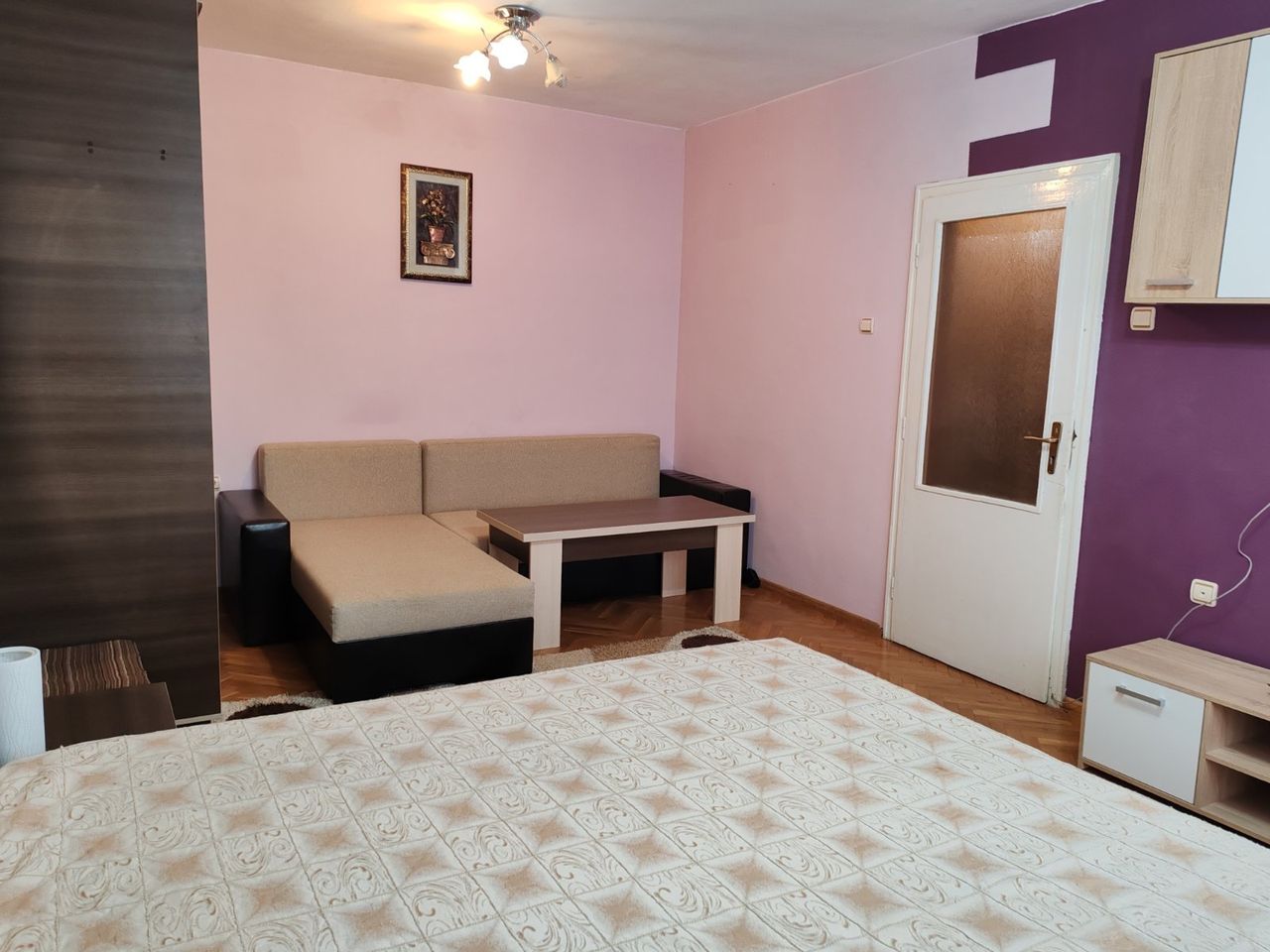 Дава се под наем Тристаен апартамент в Казанлък - 70 кв.м за 341.7 € - Снимка #3
