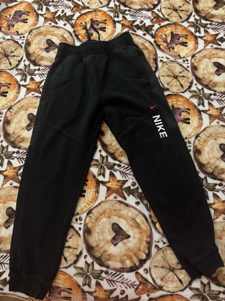 Детски анцунг Nike Tech Fleece