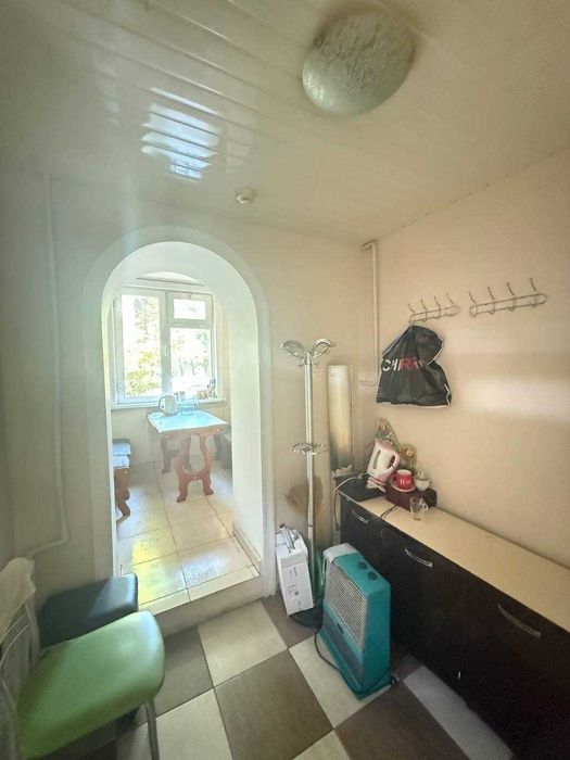 Продается 82 кв м под салон красоты (АС)