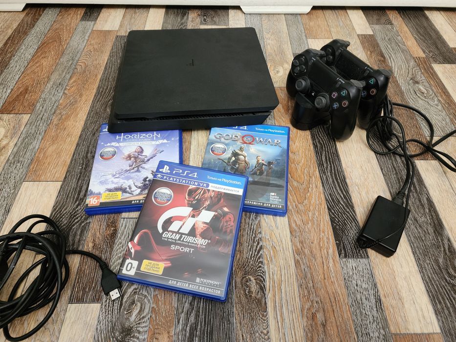 Продам ps4 (пс4, плейстейшен 4) slim 1tb + 2 джойстика