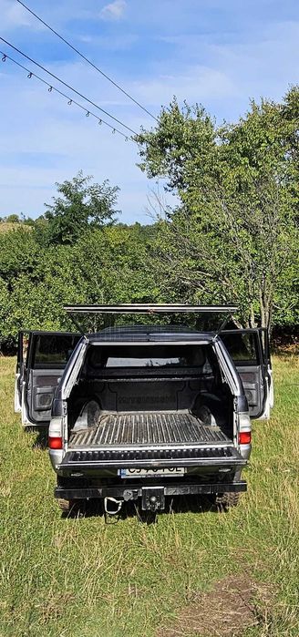 Vând Mitsubishi L200 4x4 2.5TDI