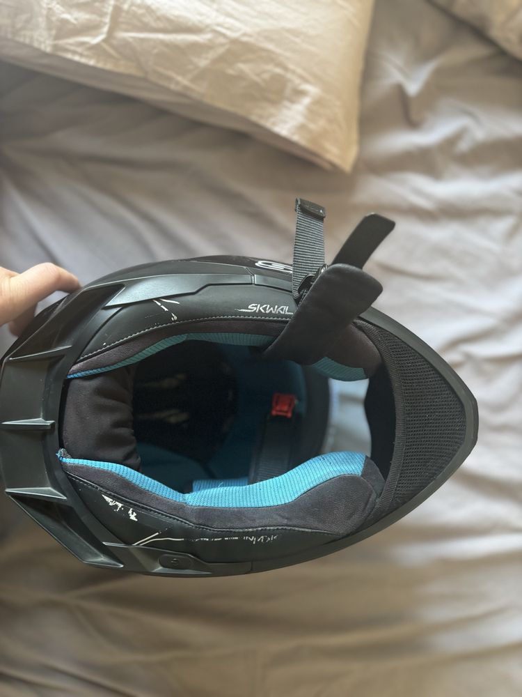 Каска Shark Skwal 2