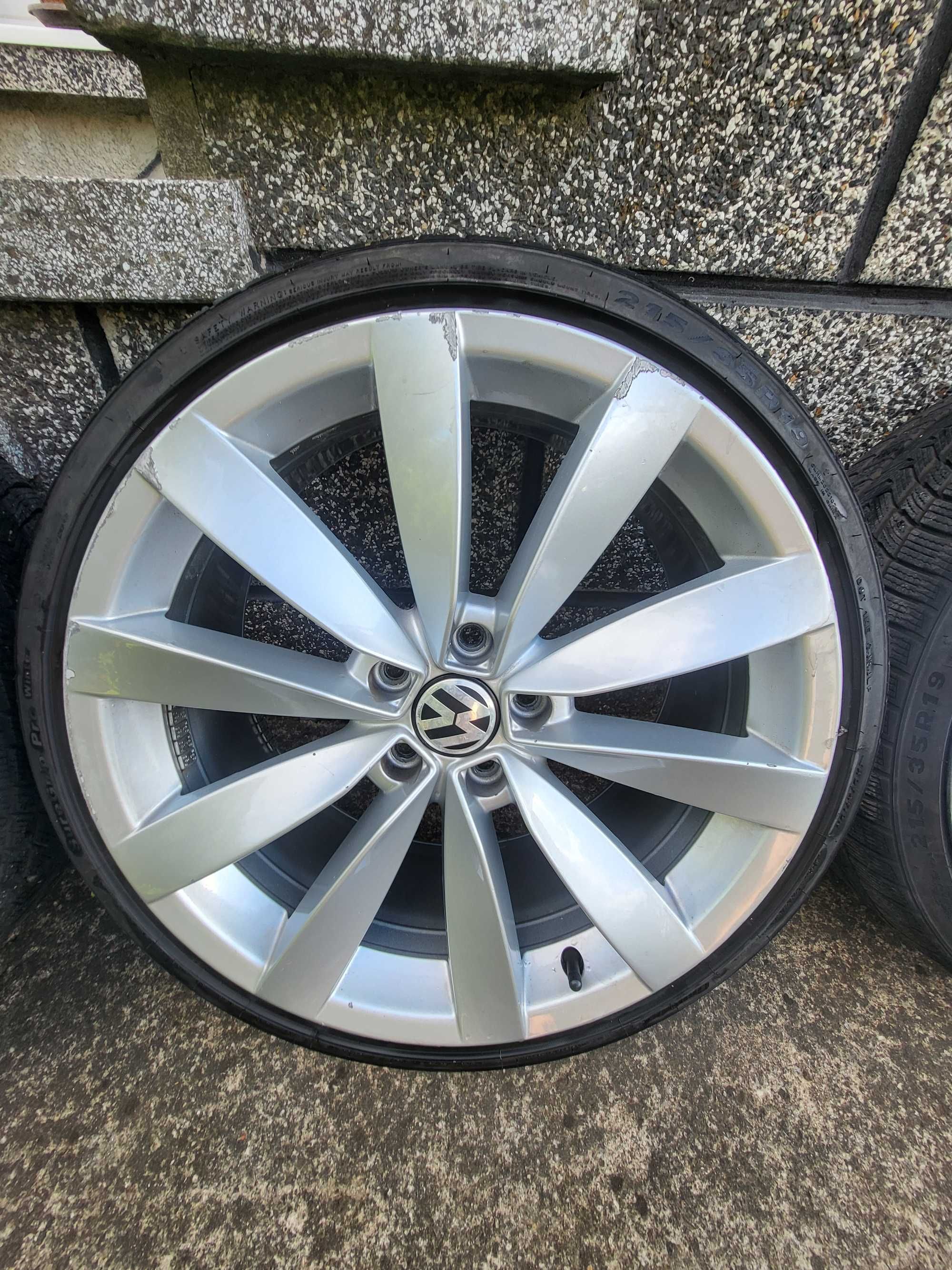 Джанти с нови гуми 215/35 R19