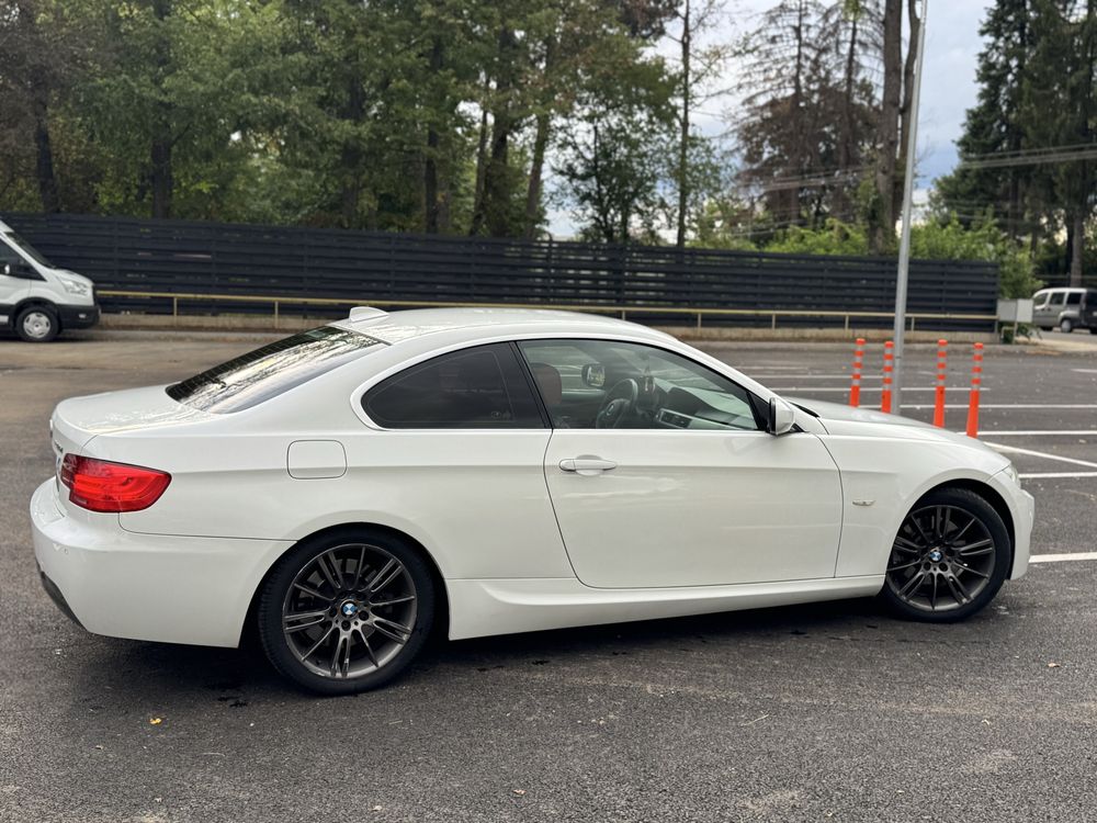 BMW E92 330D Facelift/M Paket/Bi-Xenon Automat