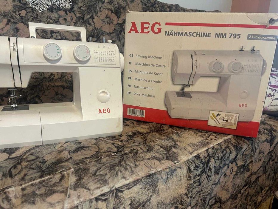 Vand masina de cusut AEG 300 LEI