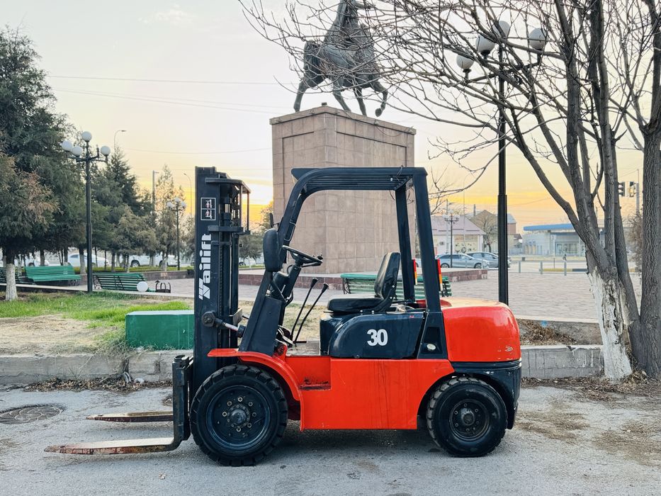 Погрузчик вилочный погрузчик кара автокара