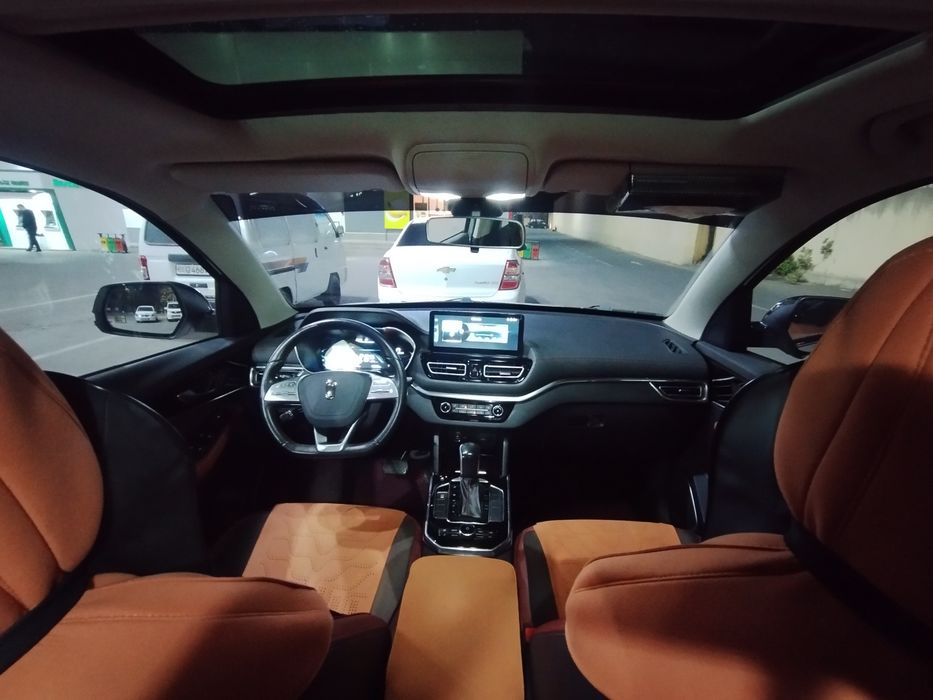 Bestune t33 Redline 2023 yil