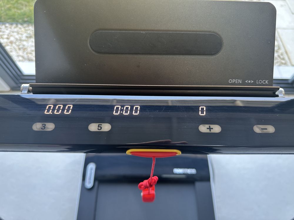 Banda Alergare Pliabila Super Compacta 12km/h Flow Fitness DTM 300i