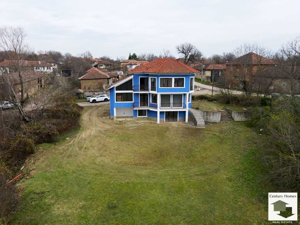 Продава се Къща в с. Велчево, Област Велико Търново - 260 кв.м за 848 €/кв.м - Снимка #23
