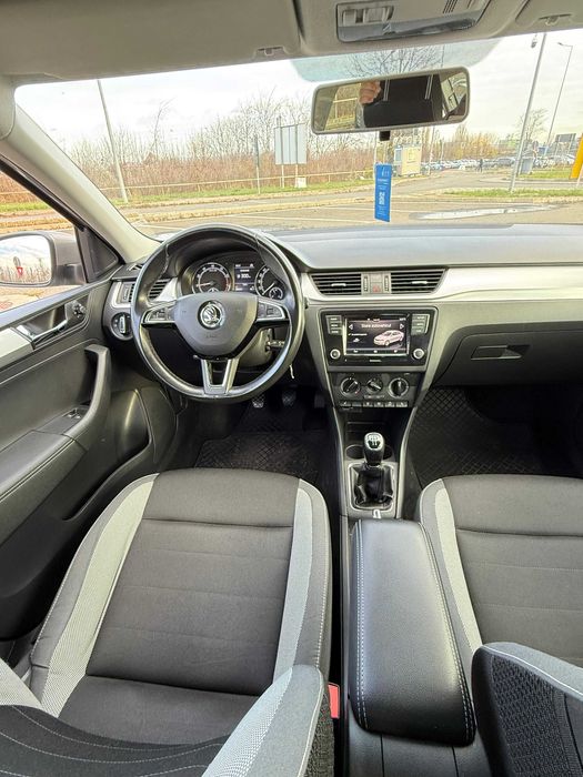 Skoda Rapid 1.0 TSI Unic Proprietar