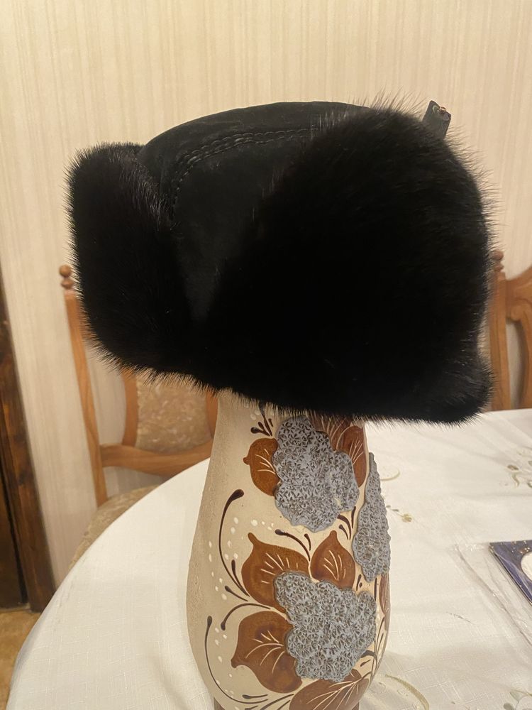 Продам ушанку детскую от 8 до 11 лет