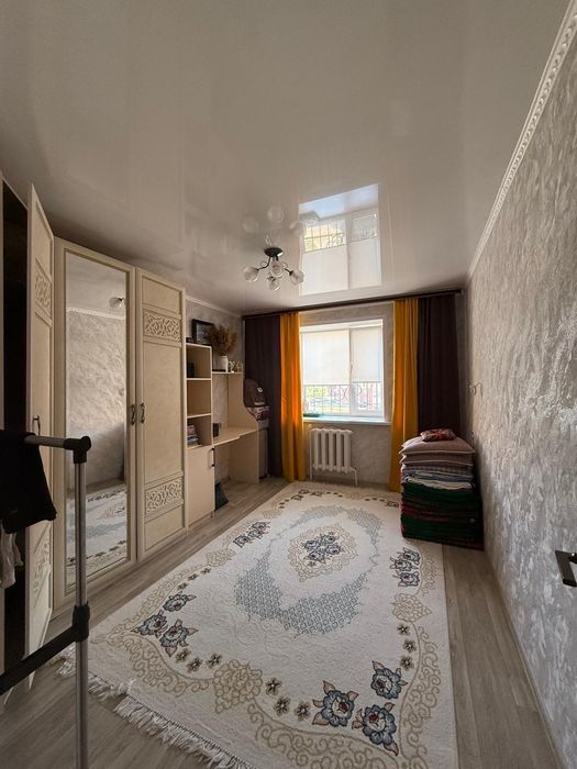 Продам ковер 5000 тг