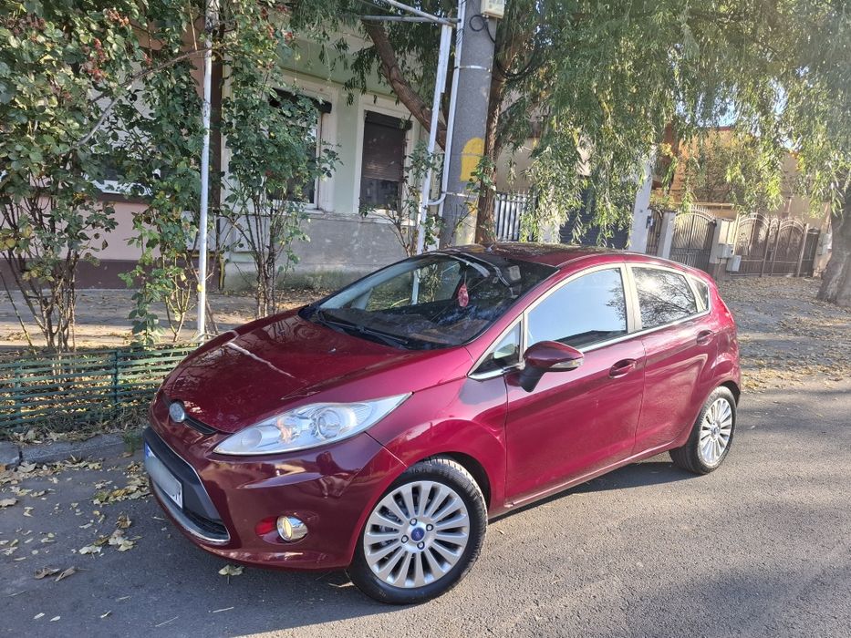 Ford Fiesta " TITANIUM" 1.300 Benzina 2009