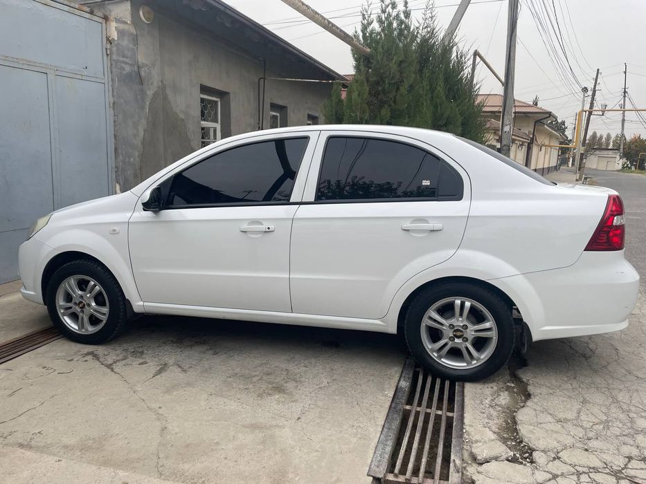 Chevrolet nexia 3 mexanika