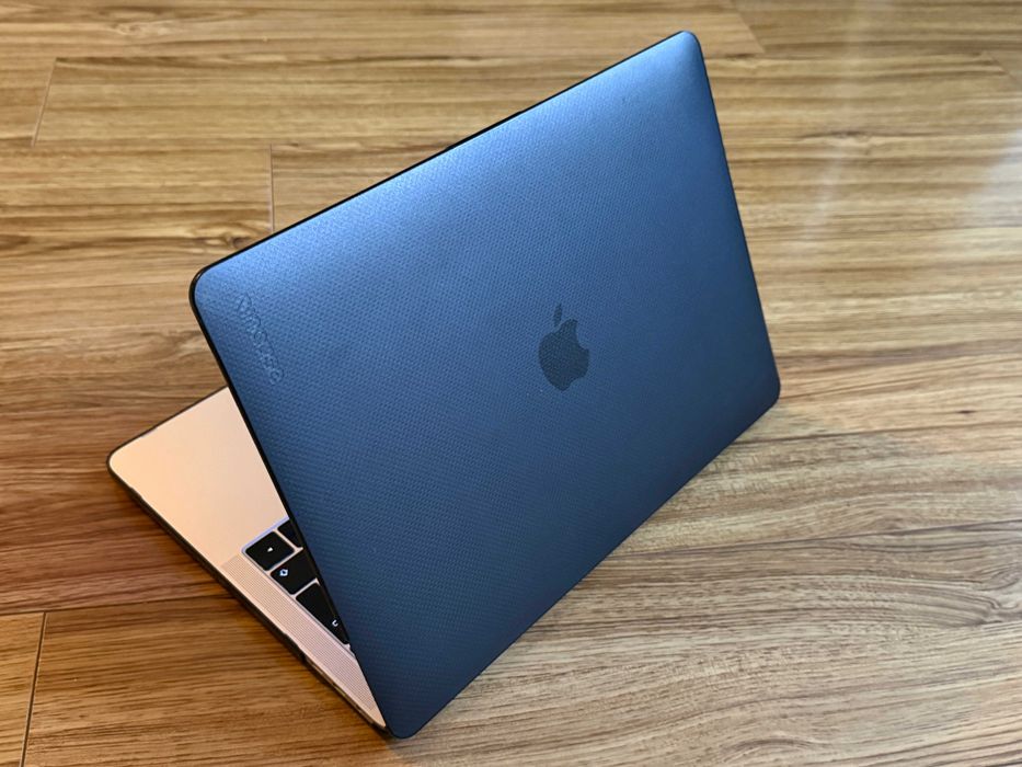 MacBook Pro 13 2018 4TB3`Core i5-8259U/16GB RAM/512GB SSD/Бат 8ч