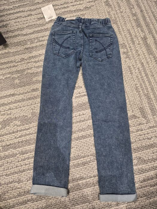 Джинсы новые фирменные