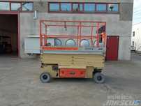 Вишки под наем - Работна Височина  10М JLG 2646ES